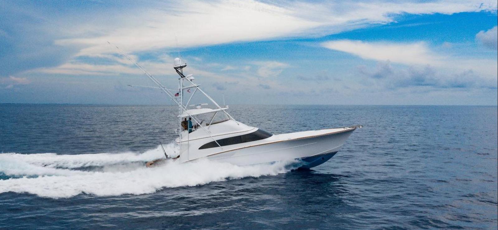 MALA CHICA F&S Custom Sportfish