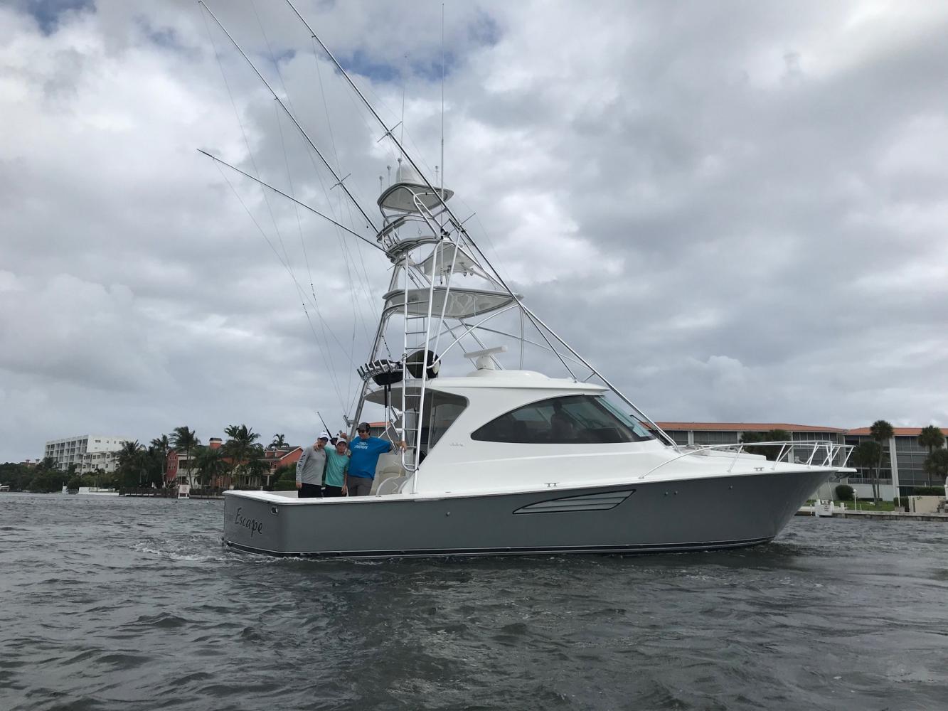 Photo of United Broker Greg Graham Sells 2018 Viking 48 Sport Tower