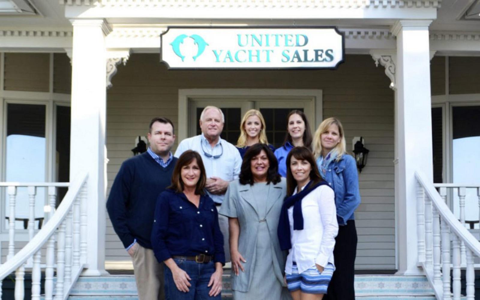 Photo of Why You Should Care About Your Broker’s Support Team