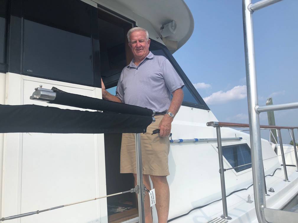 photo of Tom Thomas, Professional Yacht Broker