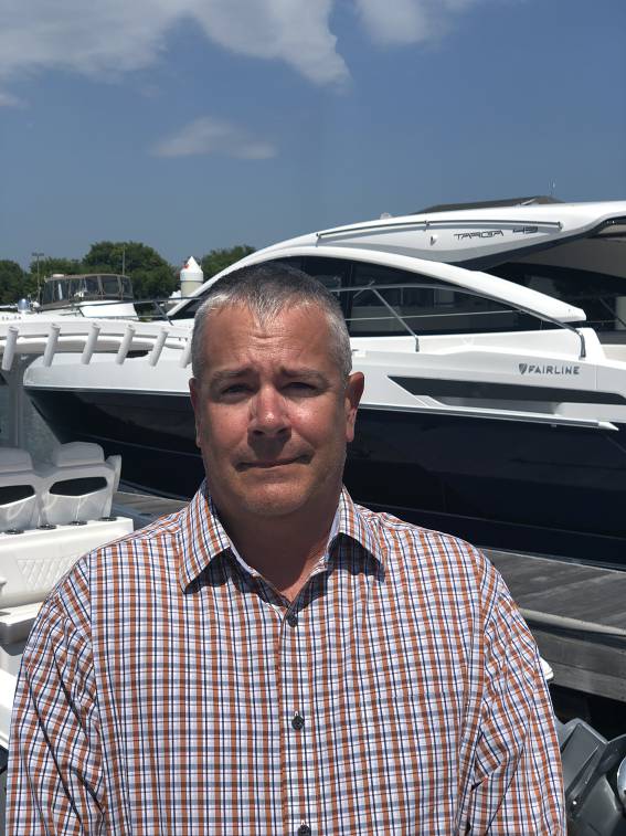 photo of Mike Favinger, Professional Yacht Broker