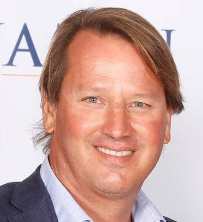 photo of Colin Mack, Professional Yacht Broker