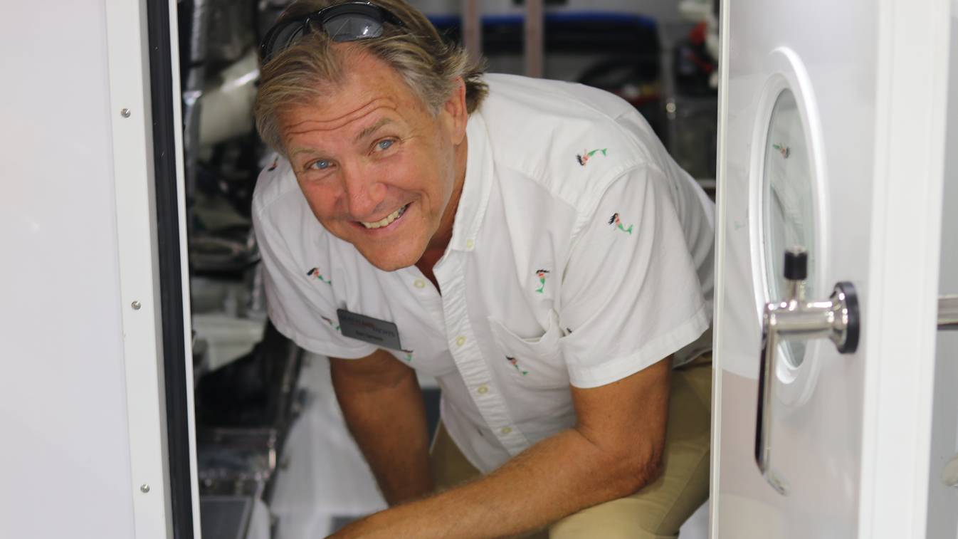photo of Dan Sammis, Professional Yacht Broker