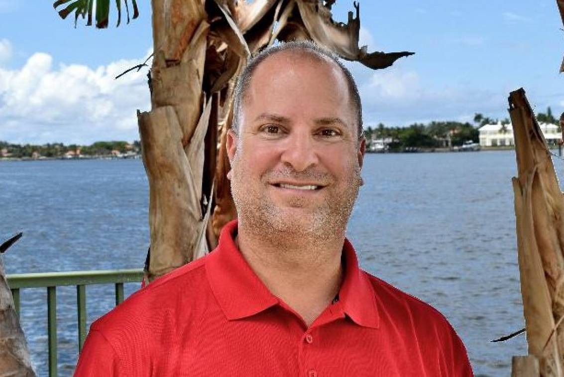 photo of Frank Lahage, Professional Yacht Broker