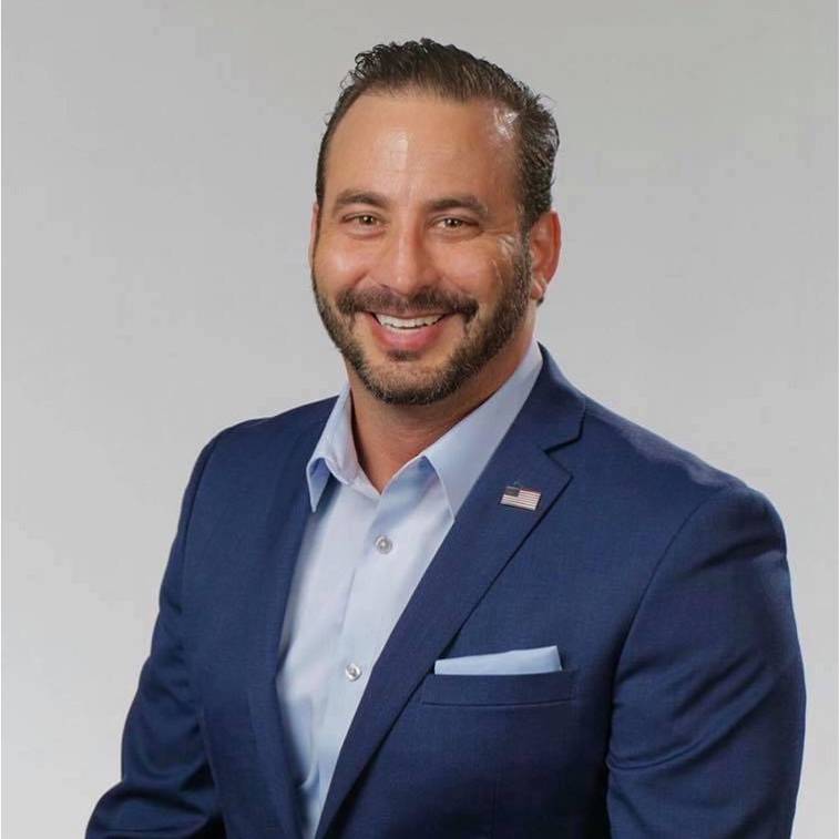 photo of Douglas Diggle, Division Head, Cruise Ship Sales