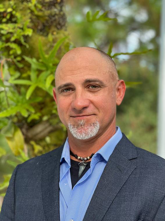 photo of Alek Loudakis, Professional Yacht Broker