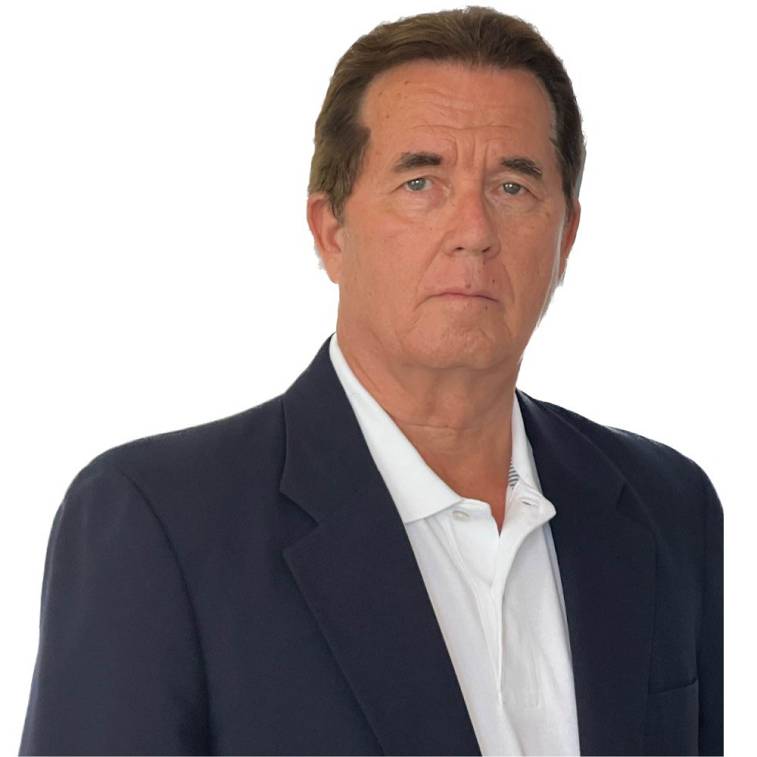 photo of Fred Hoffken, Professional Yacht Broker