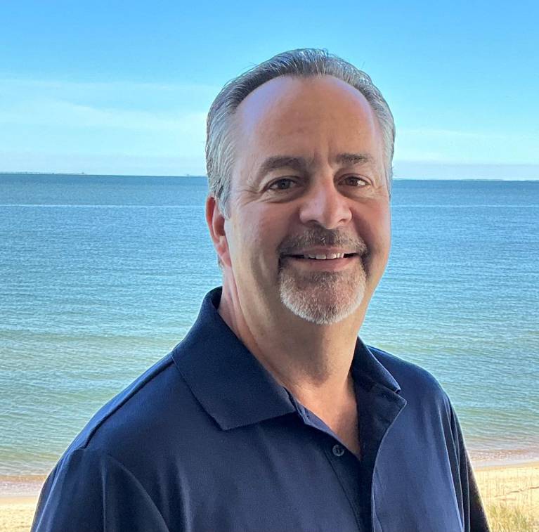 photo of Bob Fino, Professional Yacht Broker